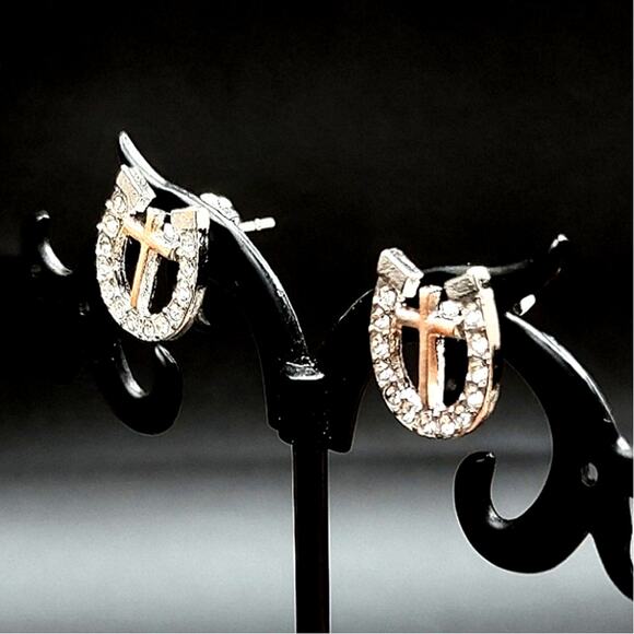 925 Plated Horseshoe Rhinestone Cross Earrings Christmas Birthday Gift - Picture 1 of 6